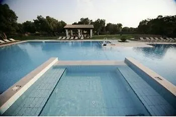 Отель Tenuta Monacelli 4*